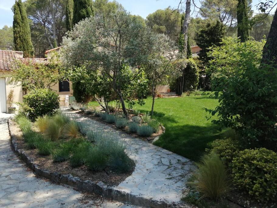 Villa Familiale - Proche Aix En Provence Ventabren Exteriör bild
